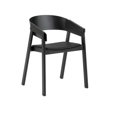 Muuto Cover Armchair - Color: Black - MCVRAU-BLCK-M136BLCK