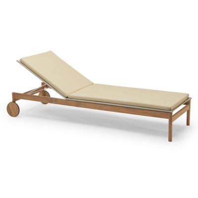 Fritz Hansen (Lightyears) Pelagus Outdoor Sunbed with Cushion - Color: Yell