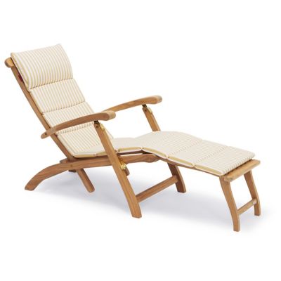 Fritz Hansen (Lightyears) Steamer Outdoor Deck Chair with Cushion - Color: 