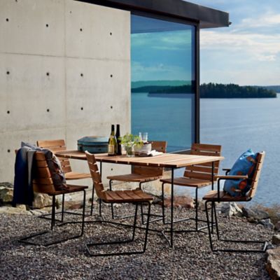 Grinda Dining Collection