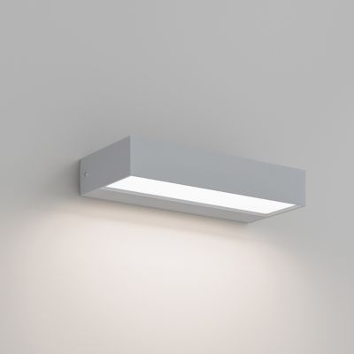 Rotaliana by LUMINART IN-Out LED Wall Sconce - Color: Silver - L161IOW1 000