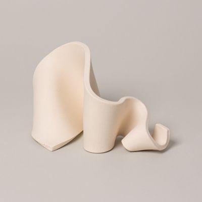 SIN2570194 SIN Furl Art Object - Color: White - DEC-OBJ-FURL- sku SIN2570194