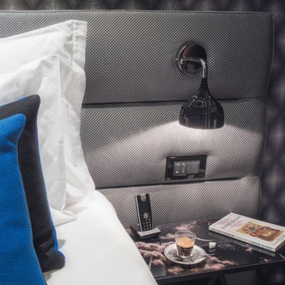 E' Wall Sconce by Kartell at