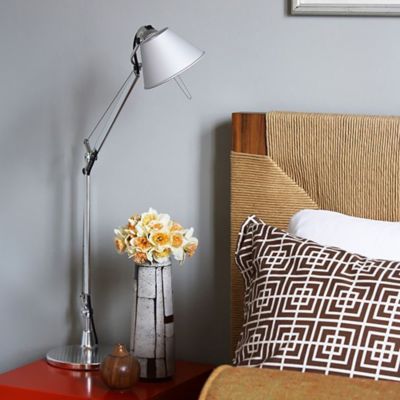 Shown in Aluminum finish, Table Base, in use