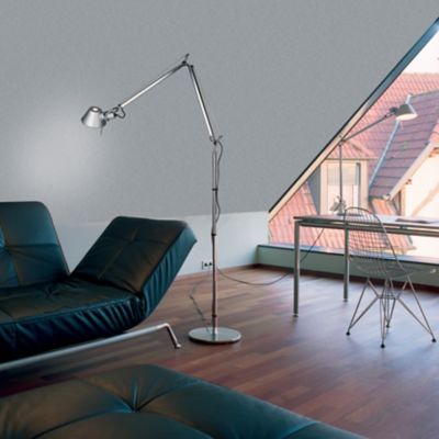 Shown in Aluminum finish, Incandescent Option, in use, lit