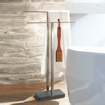 Shown in Matte Stainless Steel finish