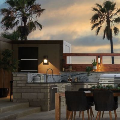 Cascade Outdoor Wall Sconce