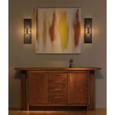 Aperture Vertical Sconce