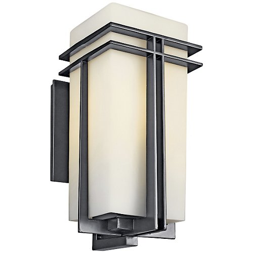 Tremillo Outdoor Wall Sconce