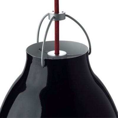 Shown in Gloss Black shade