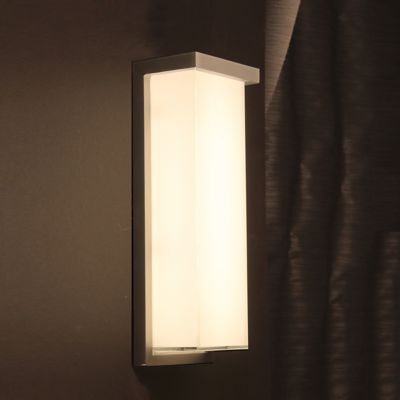 Shown in Brushed Aluminum finish, 14 inch size, in use