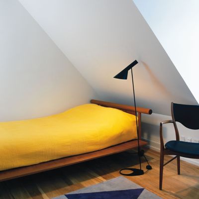 Shown in Black finish, in use