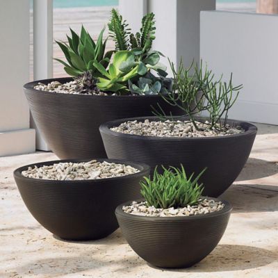 Outdoor Living Planters