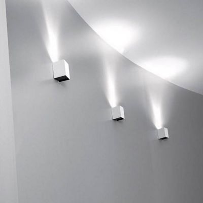 Small led uplights